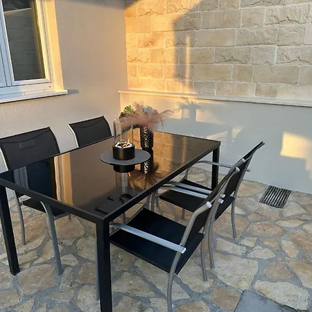 Skender Apartment